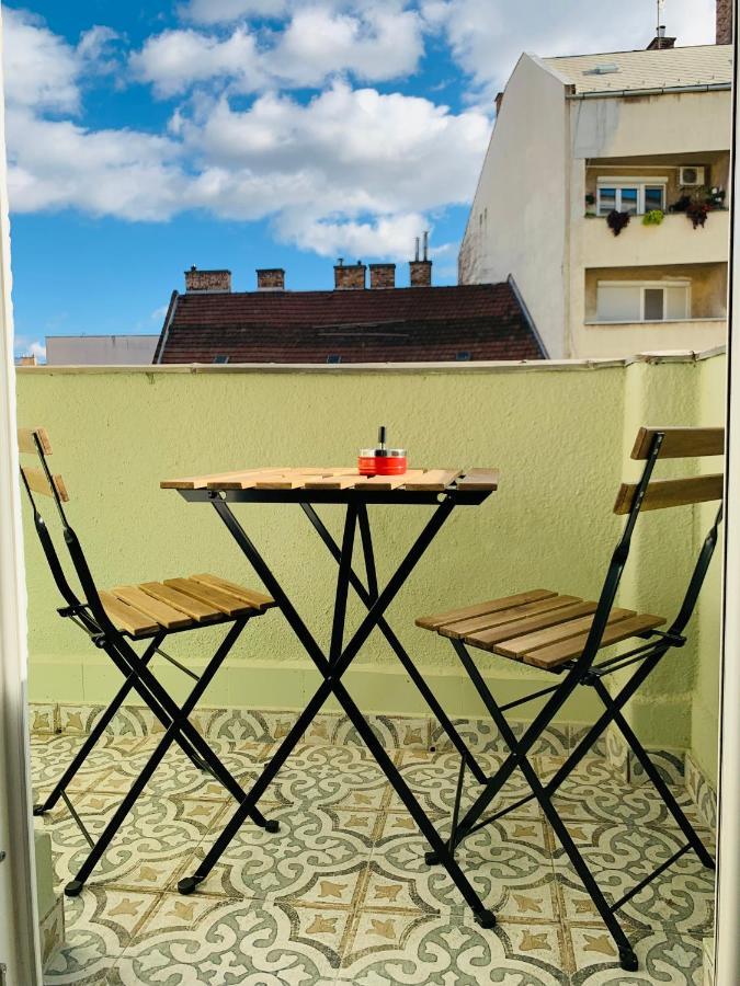 Margaret Boulevard Apartment - With Balcony Budapest Kültér fotó